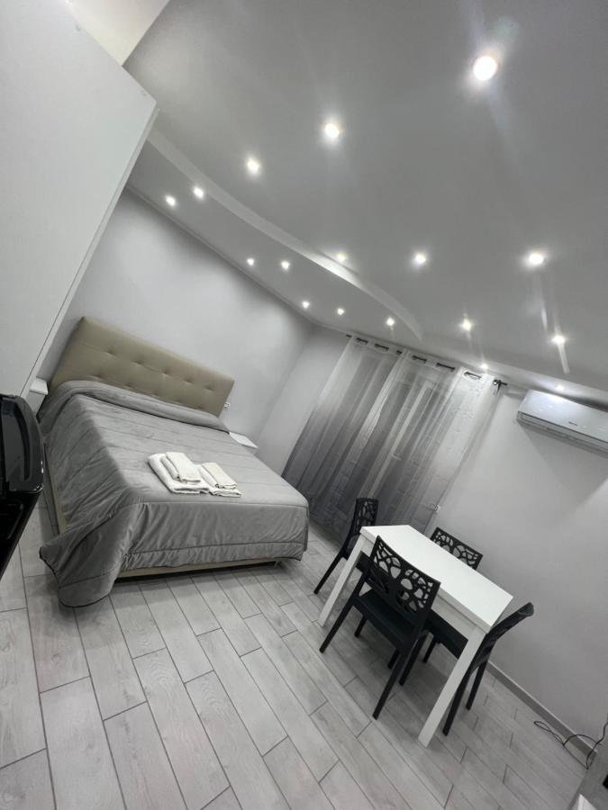 Smart'S House Deluxe Quartieri Spagnoli Naples Exterior photo